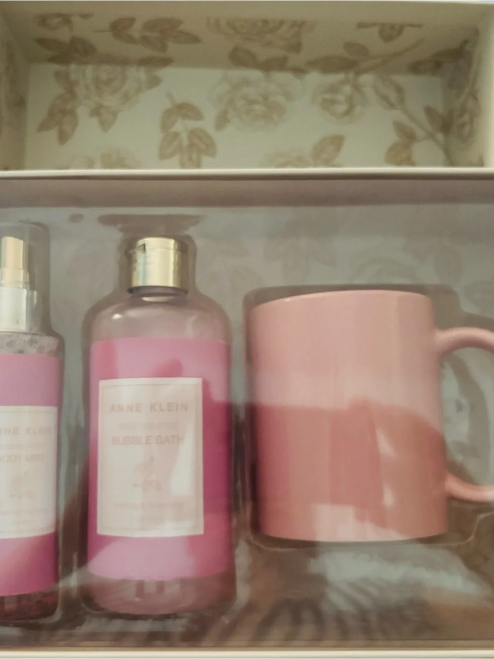 Anne Klein Pink Floral Bubble Bath Gift Set with Pink Ceramic Mug